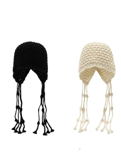 Haila – Knitted Earflap Pom Winter Knitted Beanie