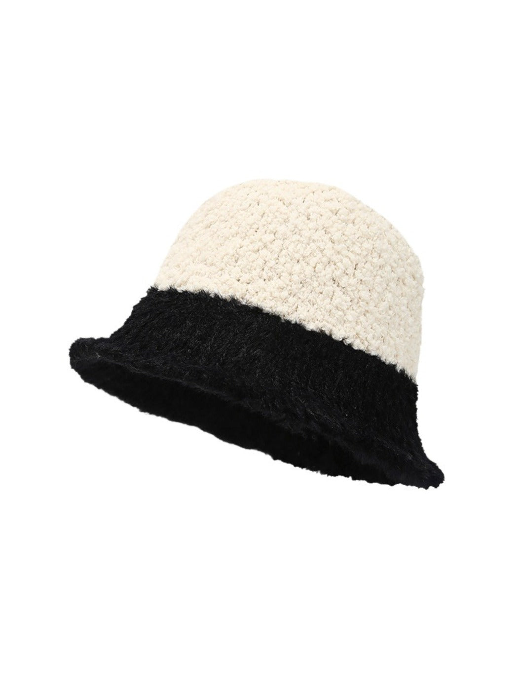 Haila – Two-Tone Fuzzy Winter Bucket Hat