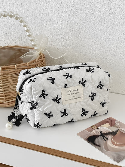 Close-up of Cosbai Ribbon Print Zip Organizer zipper and fabric texture