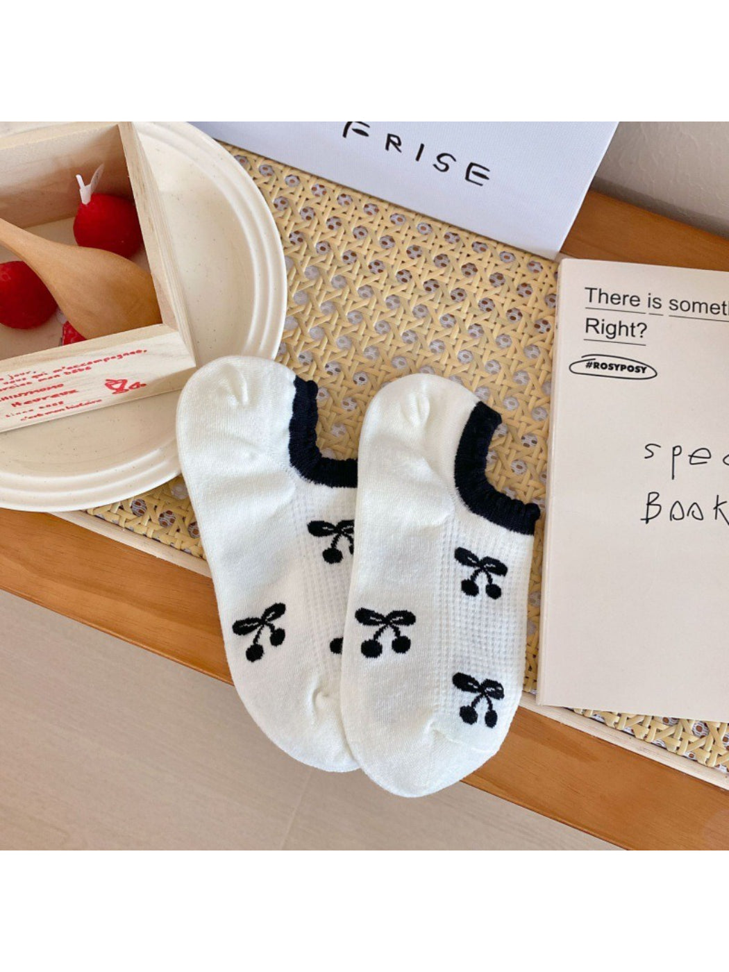 Rufia - Cute Cherry Low Cut Socks