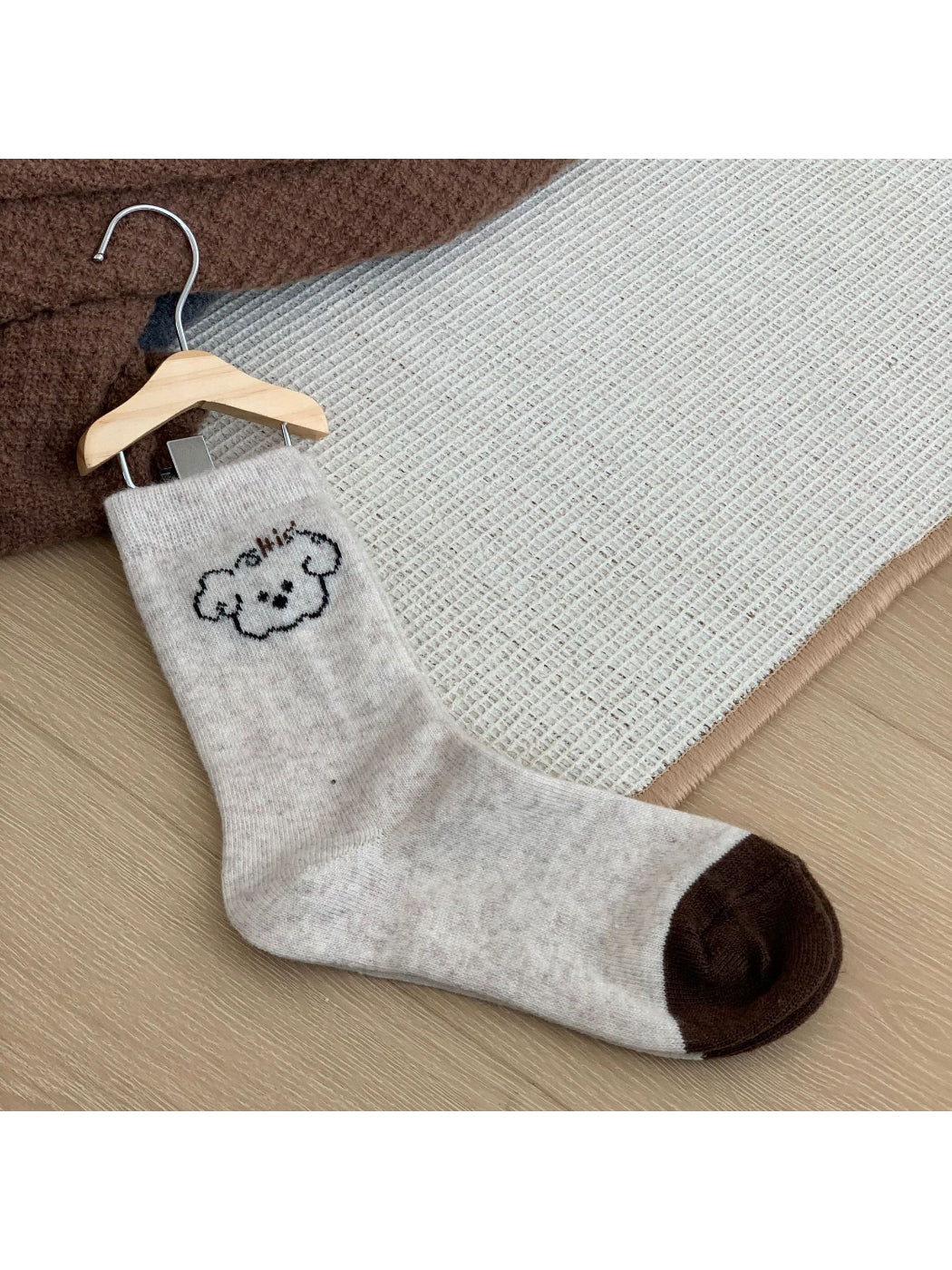 Rufia - Teddy Face Cozy Crew Socks