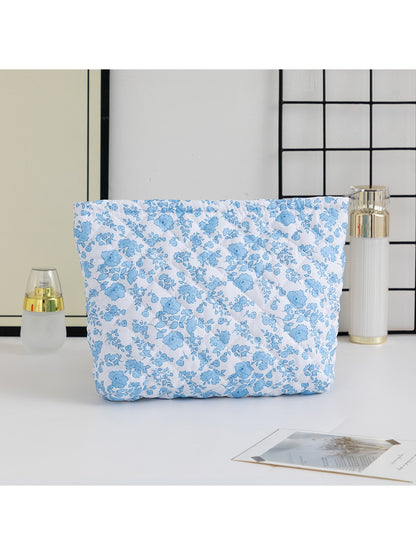 Cosbai - Rustic Style Floral Pattern Quilted Zip Pouch