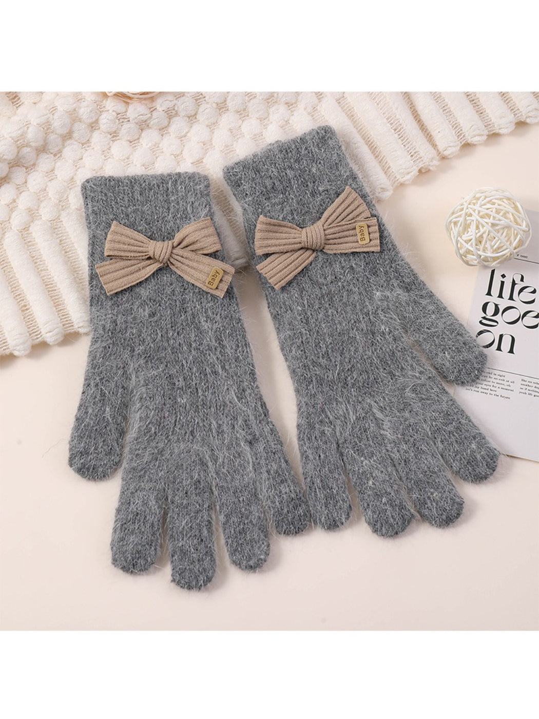 Gloving - Bow Detail Touchscreen Gloves