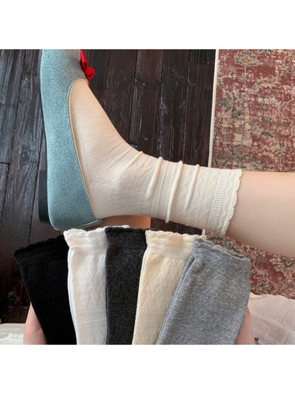 Rufia - Women's Solid Diamond Pattern Socks