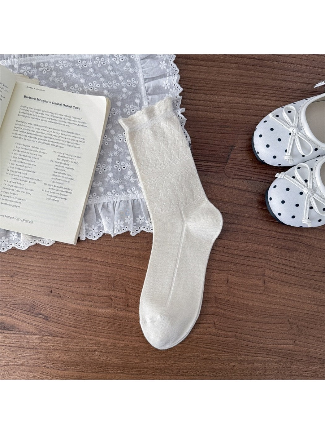 Rufia - Women's Solid Diamond Pattern Socks