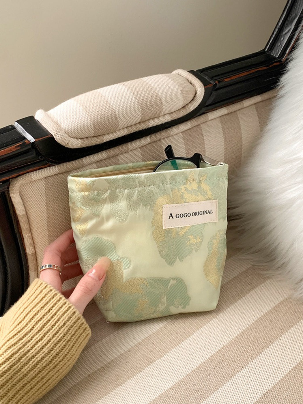 Close-up of Cosbai blush floral cosmetic bag showing detailed floral print