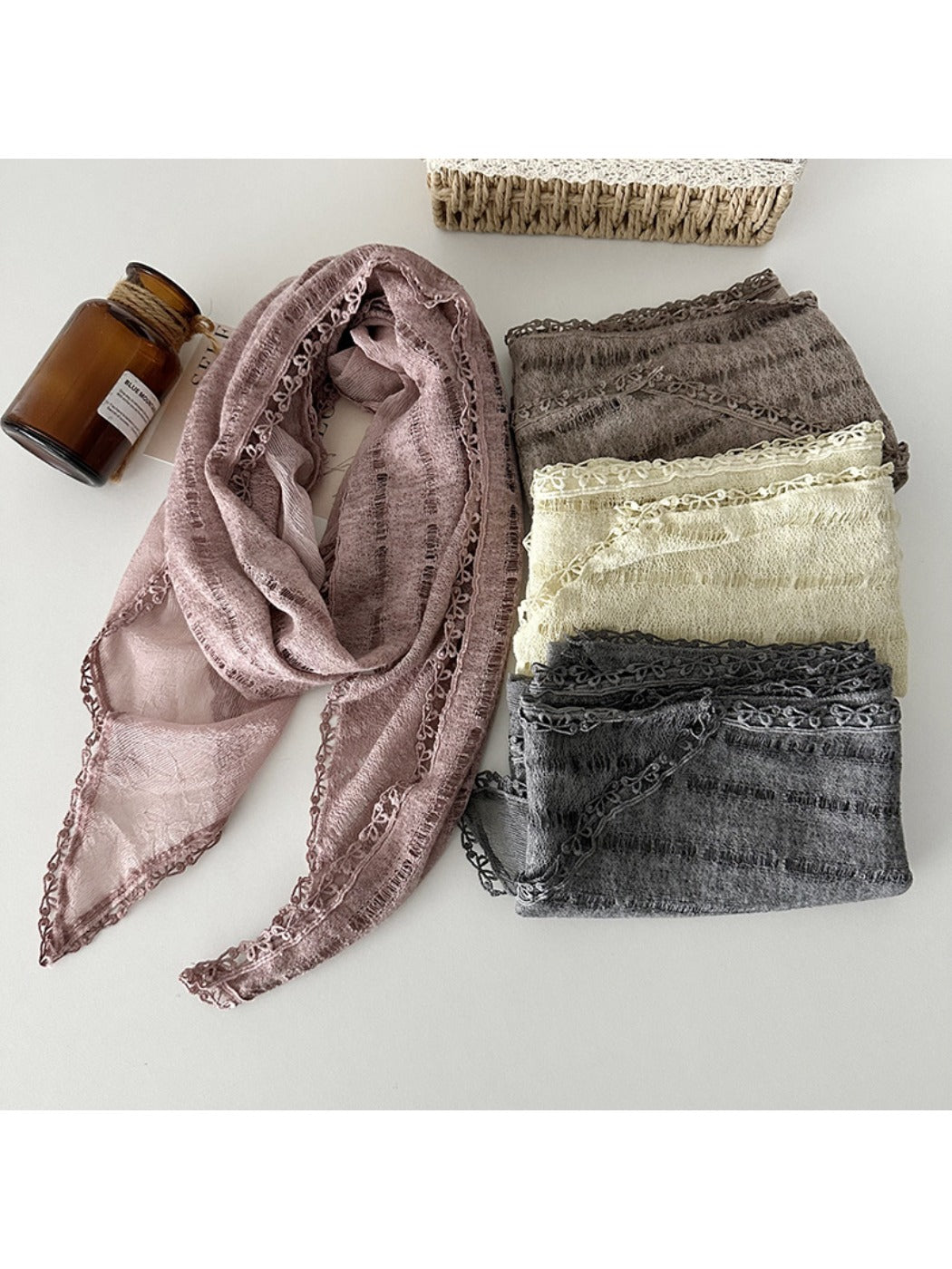 Scarvii - Vintage Bow Lace Trim Scarf