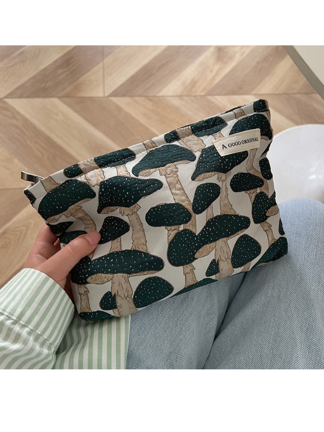 Cosbai – Canvas Mushroom Travel Makeup Bag