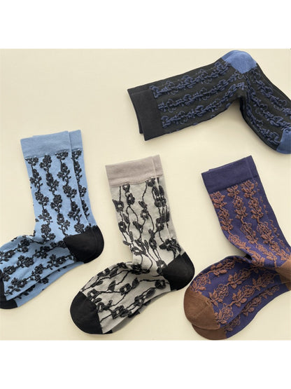 Rufia - Vine Stitch Pattern Crew Socks
