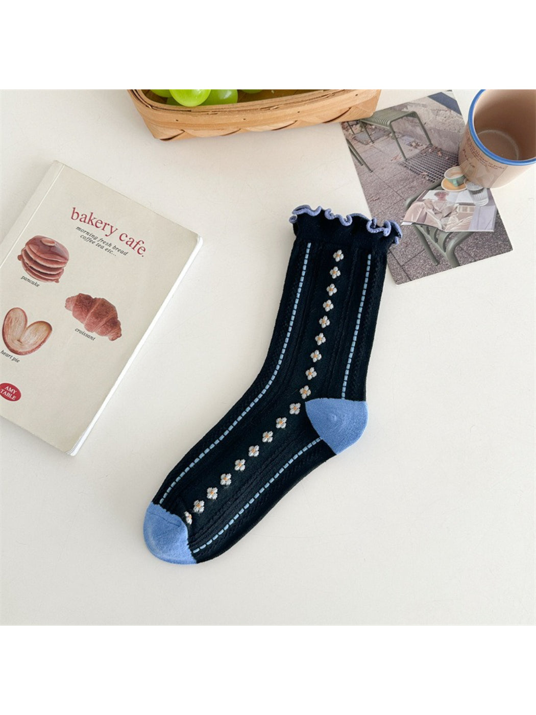 Rufia - Retro Flower Trim Crew Socks