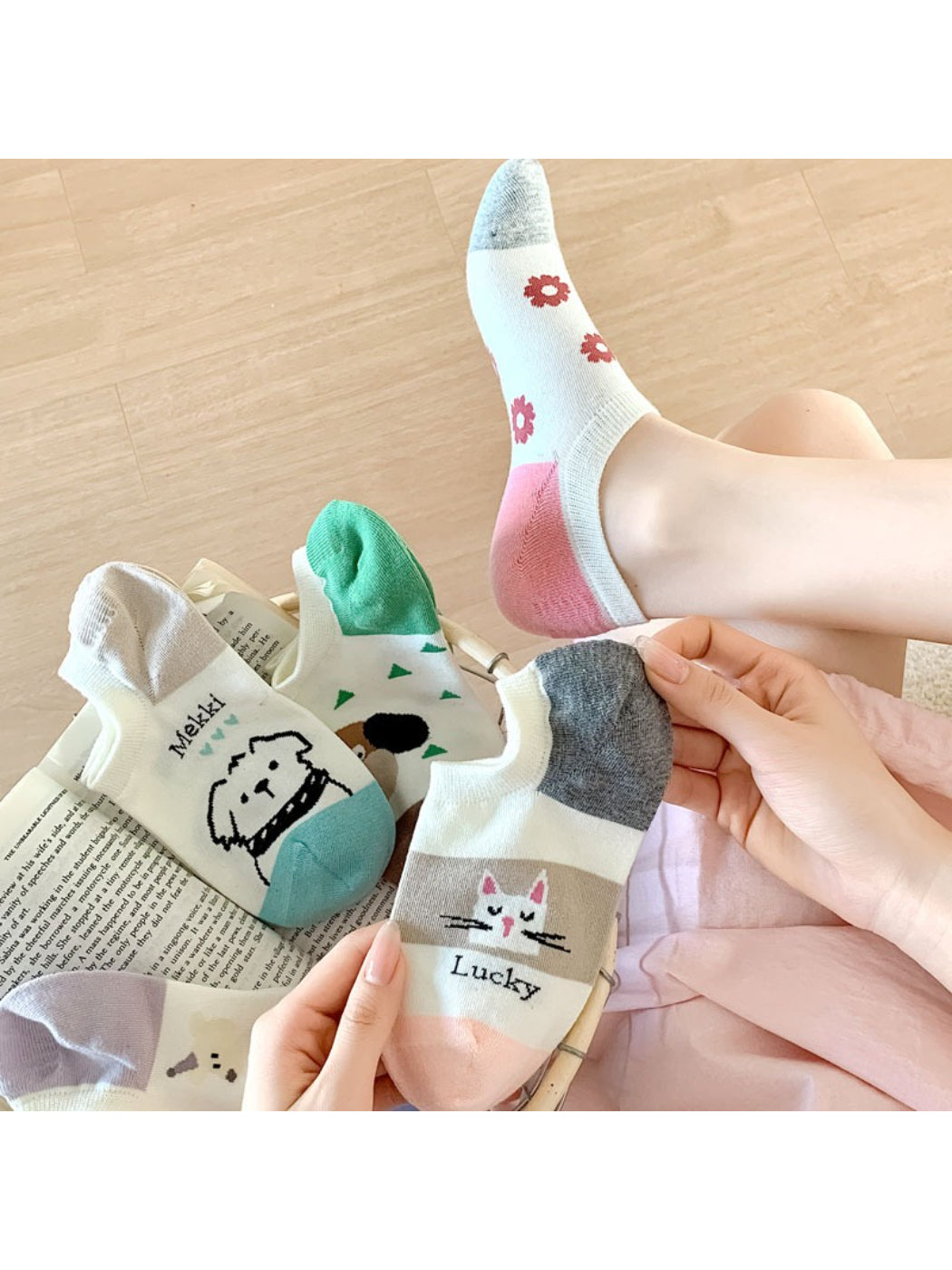 Rufia - Playful Cat and Dog Knit Ankle Socks product image 1