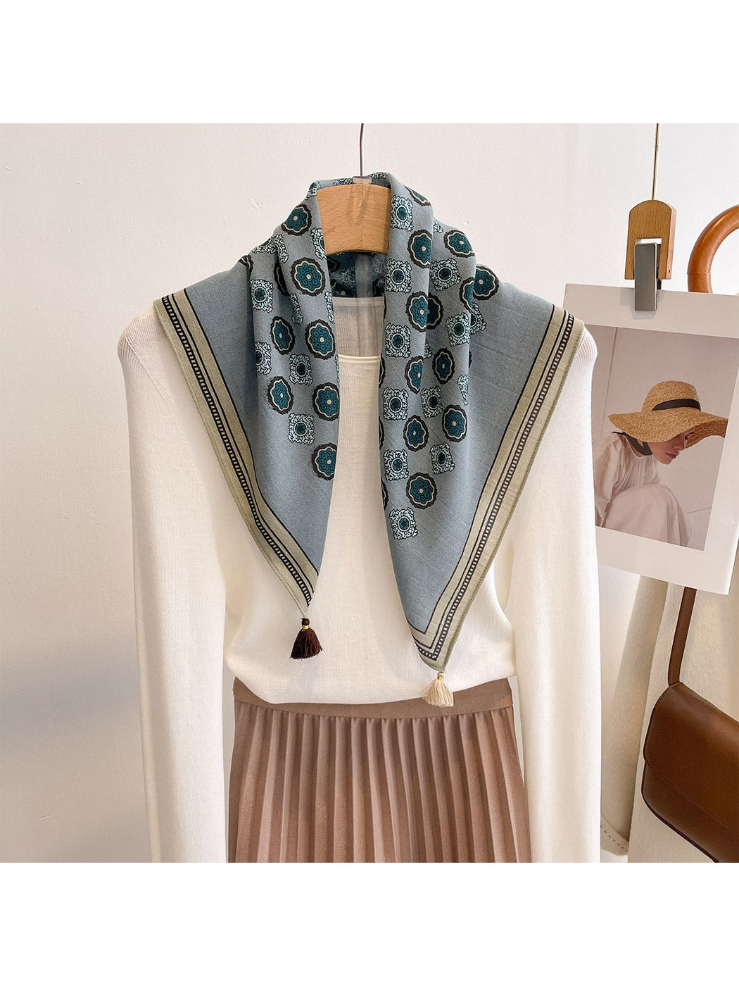 Scarvii - Blue Floral Pattern Tassel Square Scarf