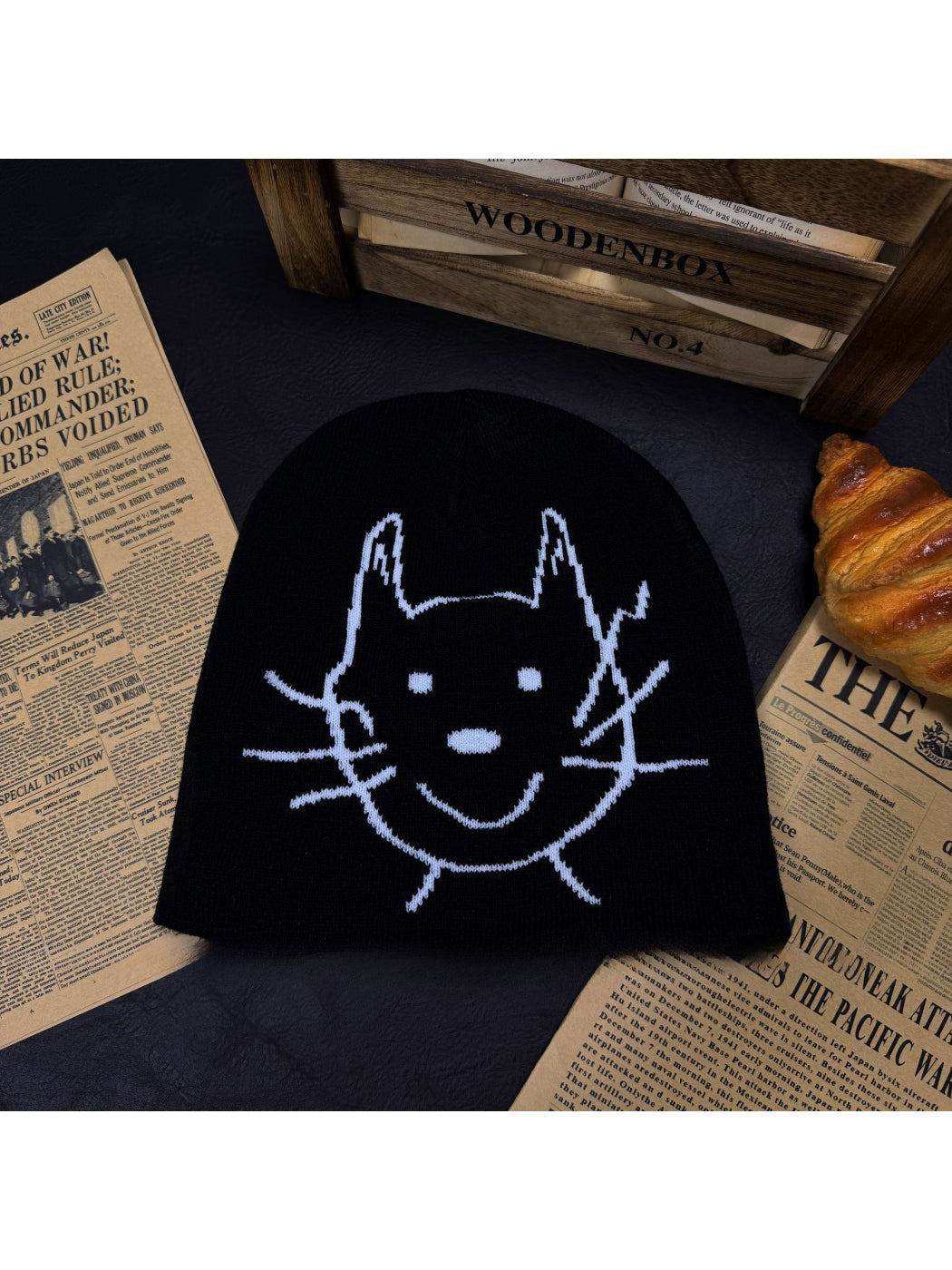 Haila - Cat Face Graphic Knit Slouchy Beanie