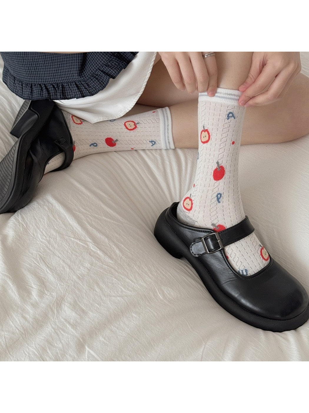 Rufia - Cute Cartoon Ribbed Crew Socks product image 4