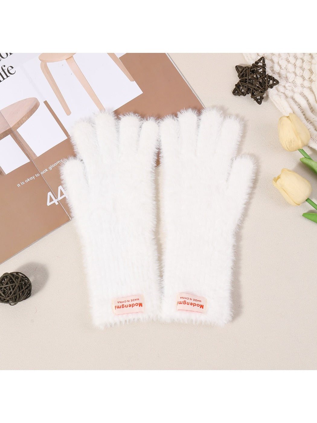 Gloving - Solid Color Plush Fuzzy Touchscreen Gloves