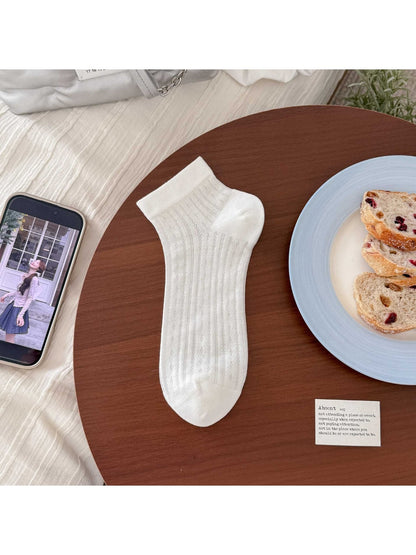 Rufia - Multiple Texture Designs White Ankle Socks