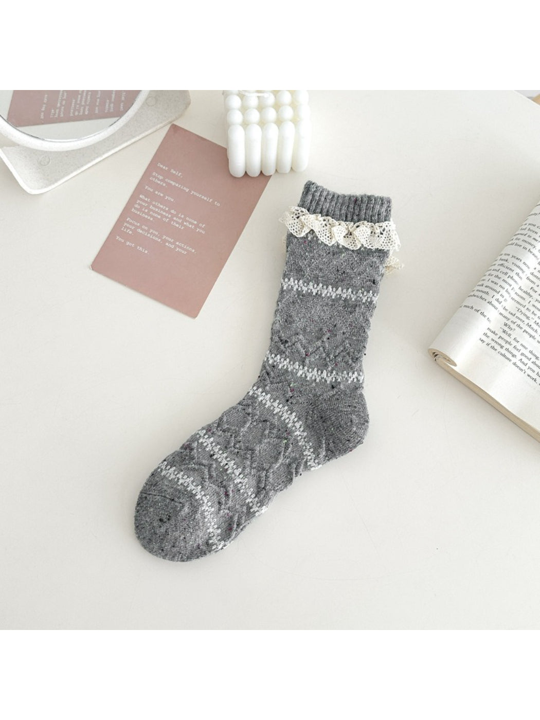 Rufia - Lace Trim Cozy Pattern Crew Socks