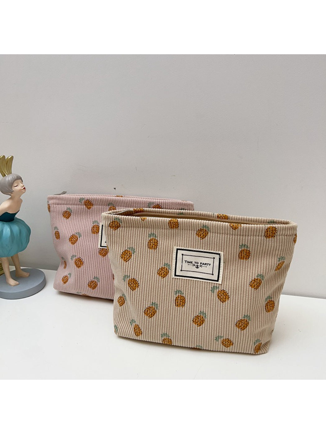 Cosbai - Ditsy Pineapple Everyday Pouch