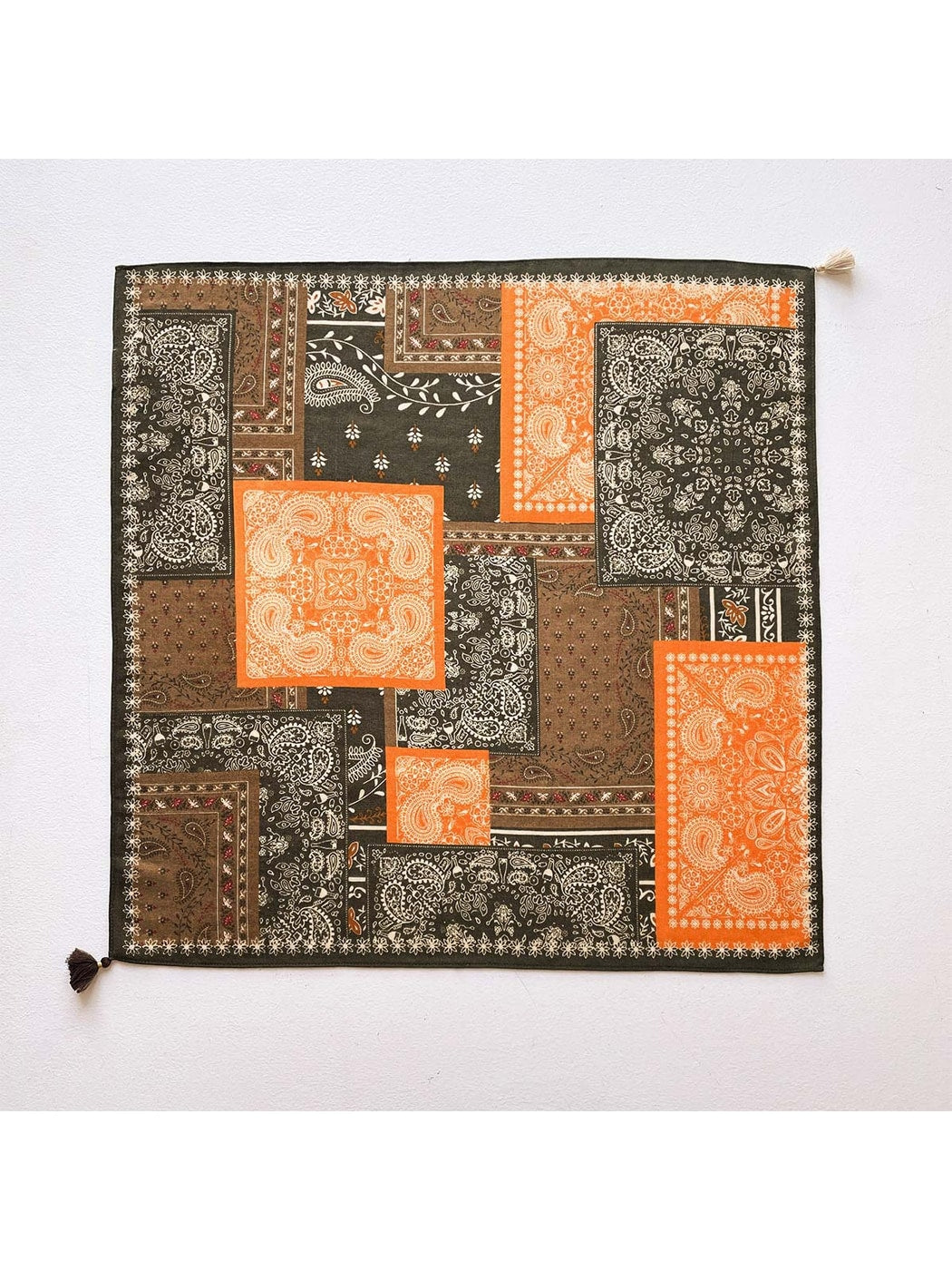 Scarvii - Vintage Inspired Paisley Square Scarf