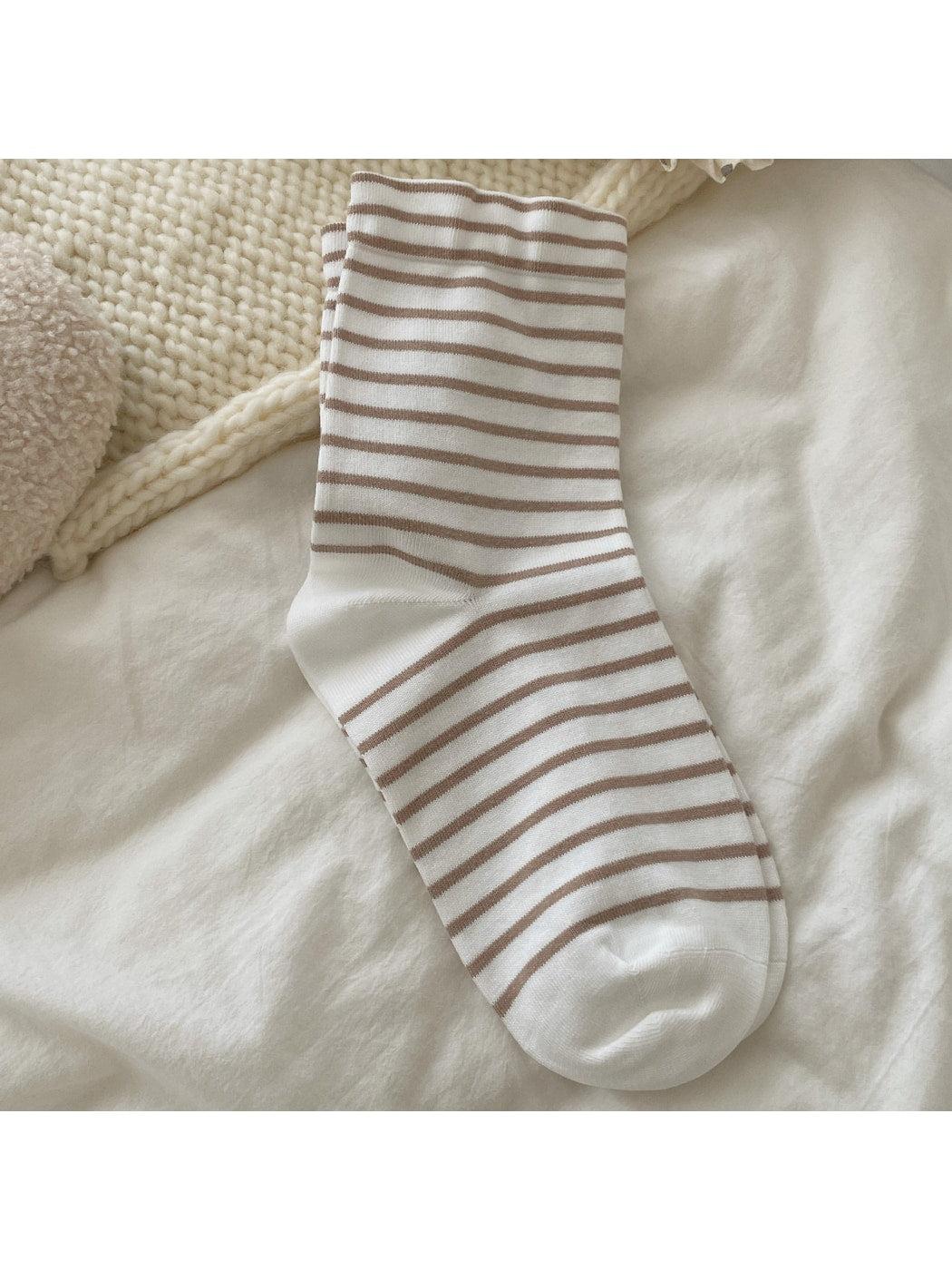 Rufia - Simple Style Striped Loose Fit Crew Socks
