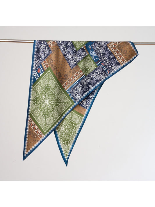 Scarvii - Retro Border Print Fashion Triangle Bandana