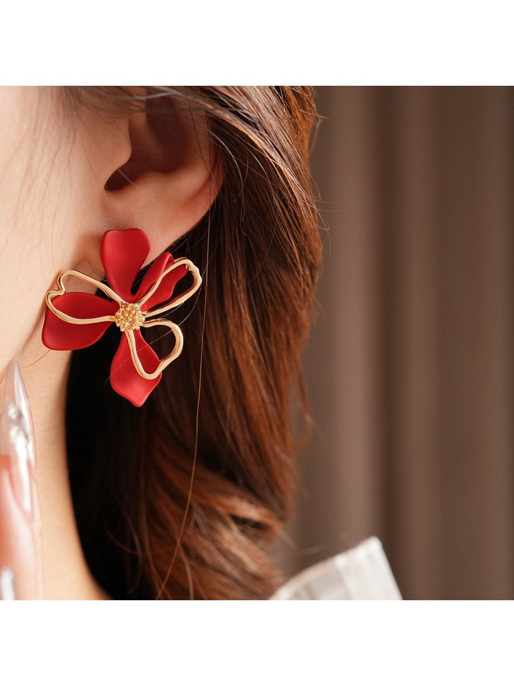 Earwish - Elegant Red & Gold Floral Earrings - Simple & Chic