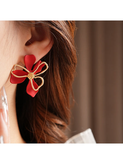 Earwish - Elegant Red & Gold Floral Earrings - Simple & Chic