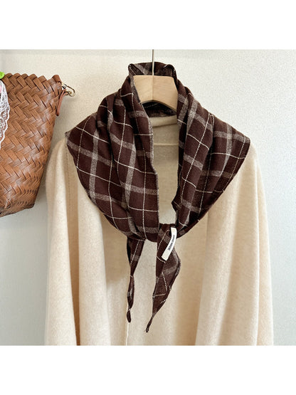 Scarvii - Plaid Pattern Diamond Shaped Winter Scarf