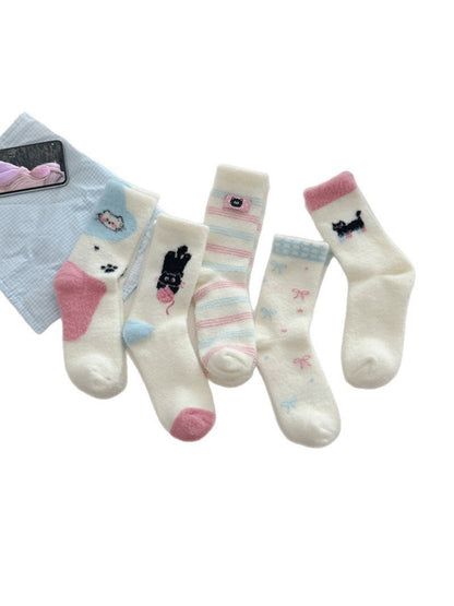Rufia – Cozy Cat Pattern Crew Socks