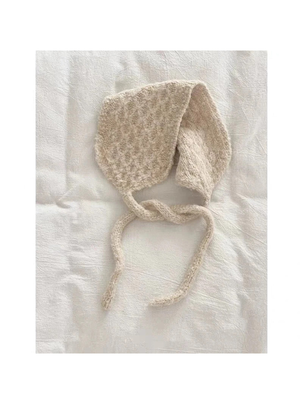 Scarvii – Fuzzy Cozy Bonnet Hat