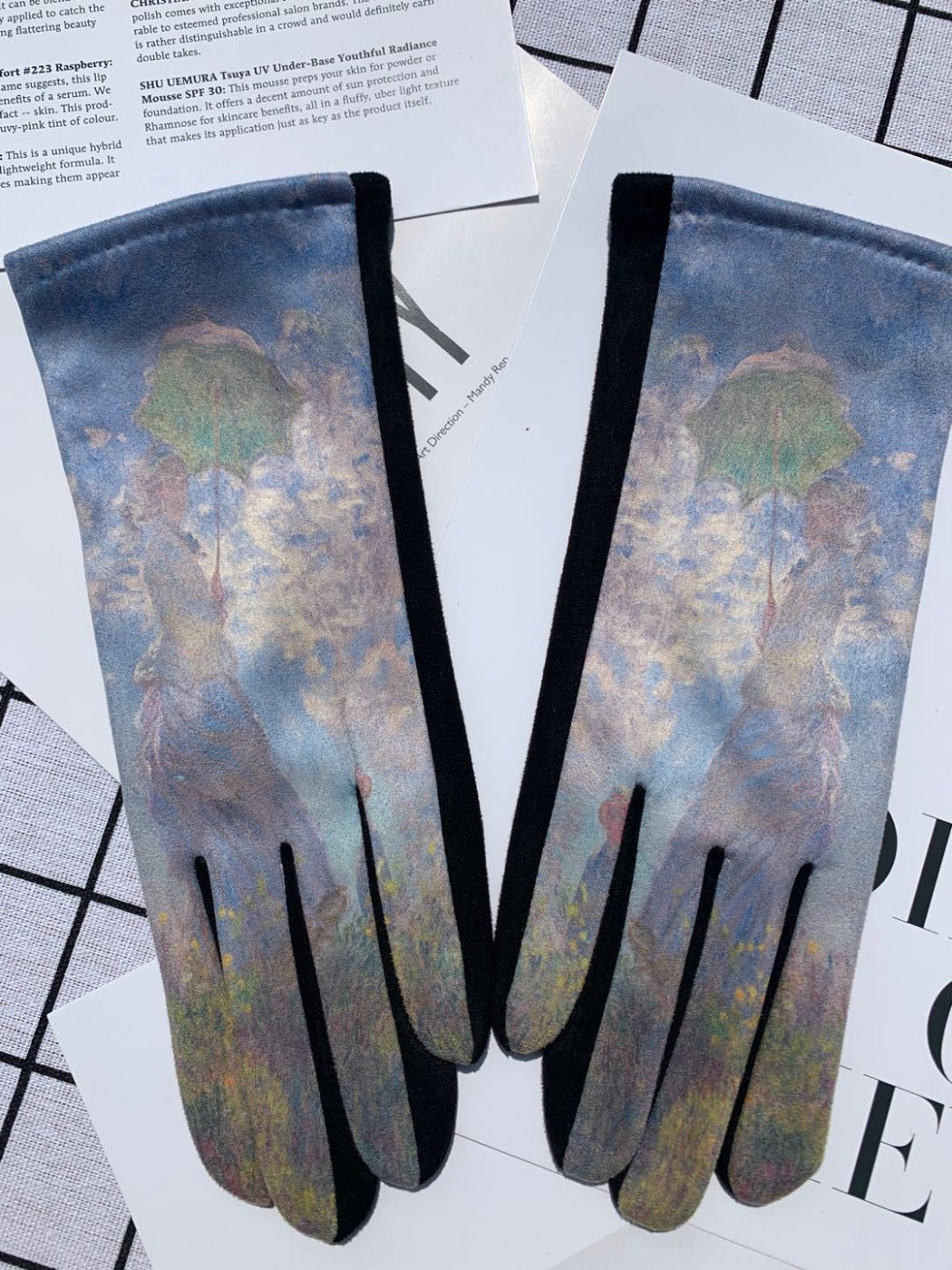 Gloving - Symmetrical Art Winter Gloves with Oil Painting