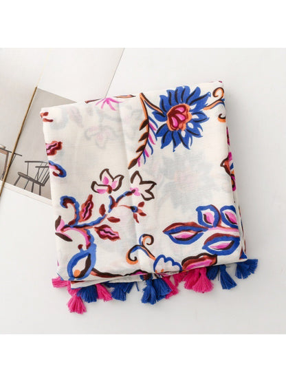 Scarvii - Bold Floral Motif Detail Scarf