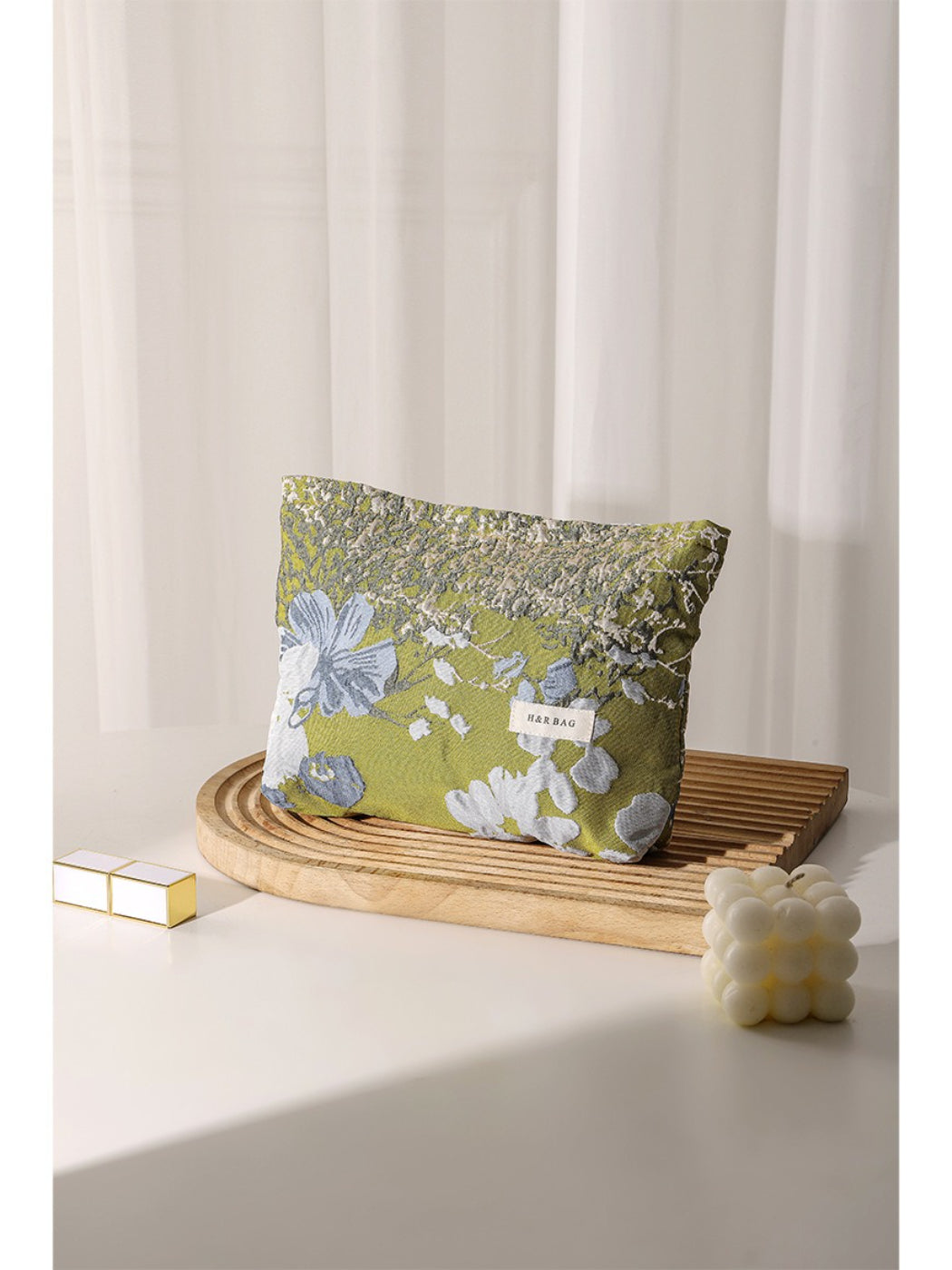 Cosbai - Meadow Floral Cosmetic Bag