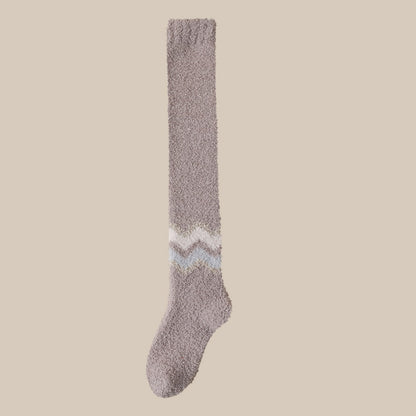 Rufia - Wavy Pattern Coral Fleece Long Socks