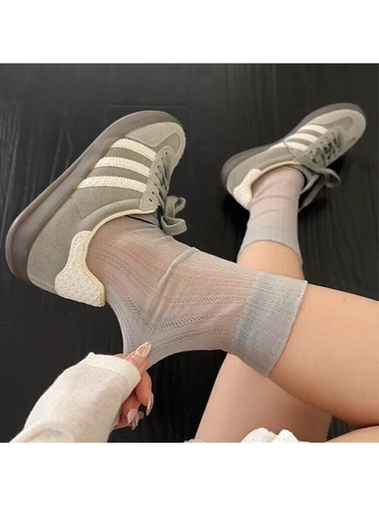 Rufia - Minimal Solid Color Socks