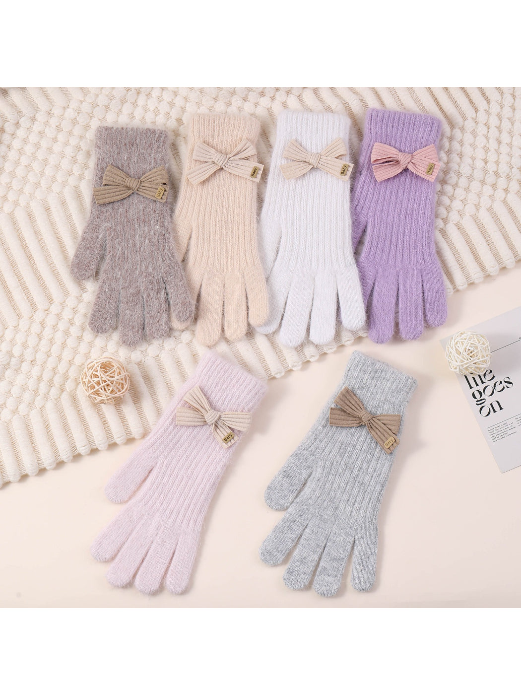 Gloving - Bow Detail Touchscreen Gloves