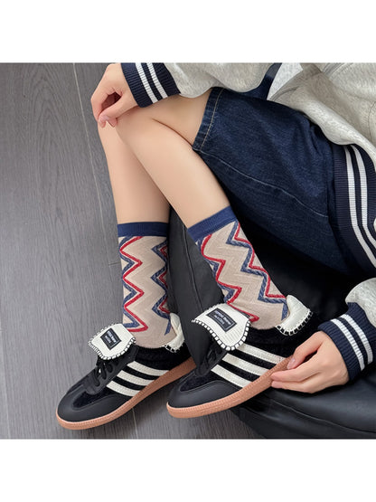 Rufia - Graffiti Embossed Retro Mid-Calf Socks