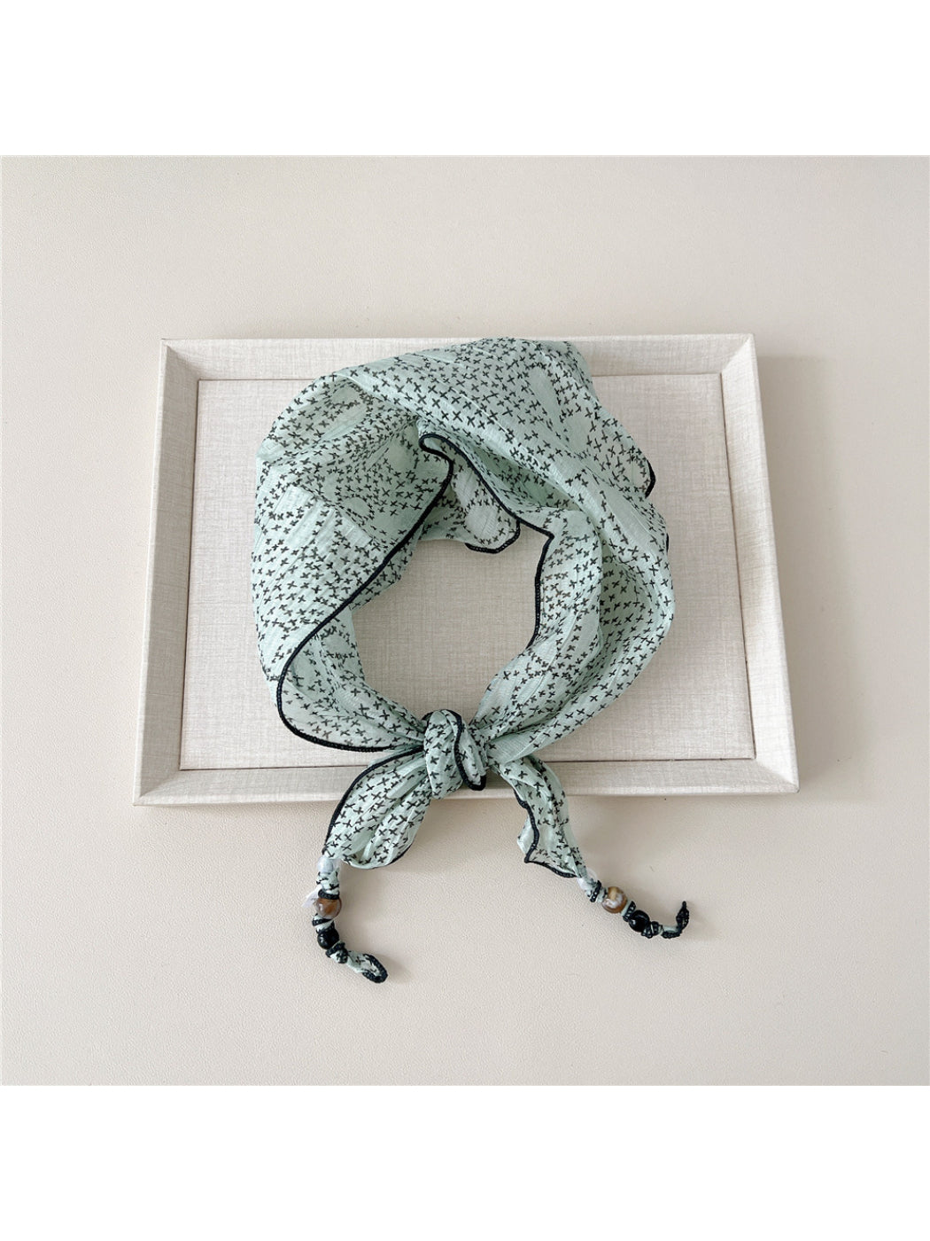 Scarvii - Retro Prin Bead Tip Triangular Scarf