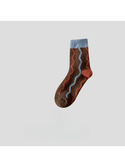 Rufia - Cozy Animal Pattern Crew Socks