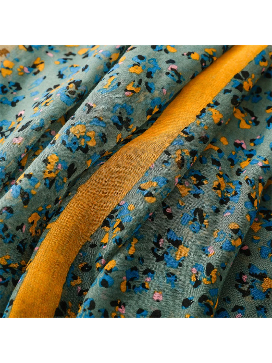Scarvii - Small Floral Print Lightweight Scarf