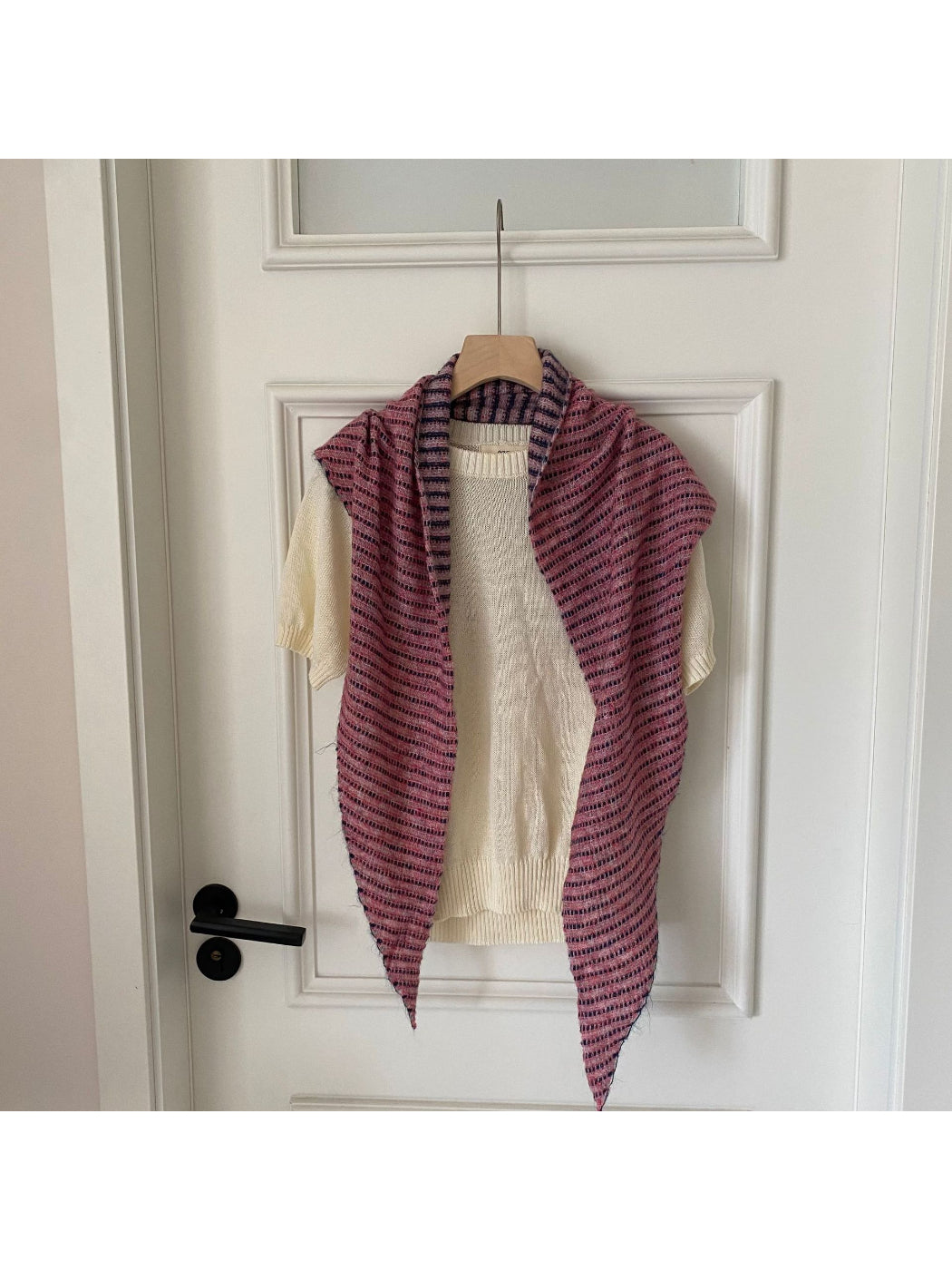 Scarvii - Textured Stripe Triangle Knit Scarf