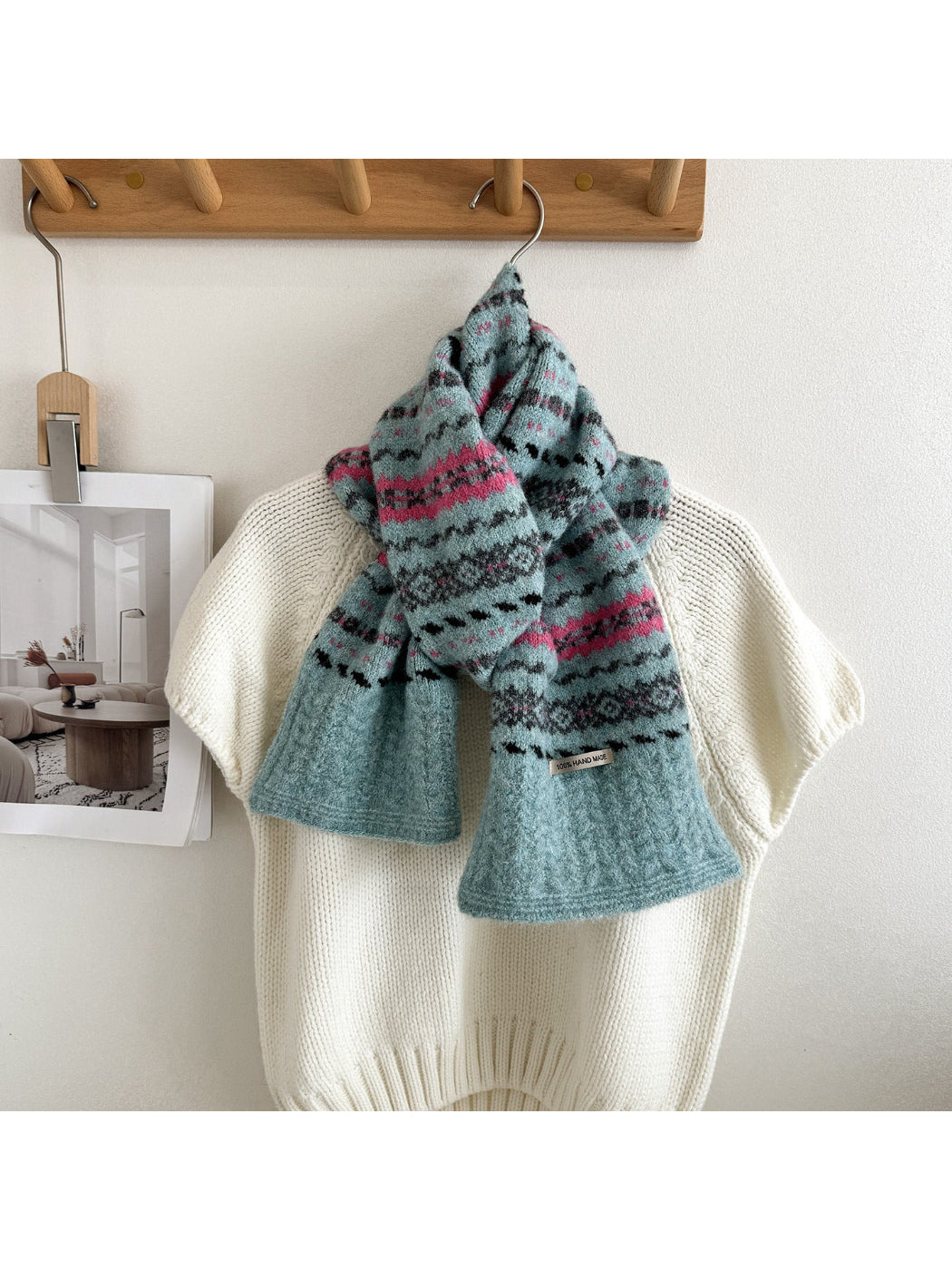 Scarvii - Geometric Zigzag Band Fuzzy Textured Scarf