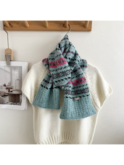 Scarvii - Geometric Zigzag Band Fuzzy Textured Scarf