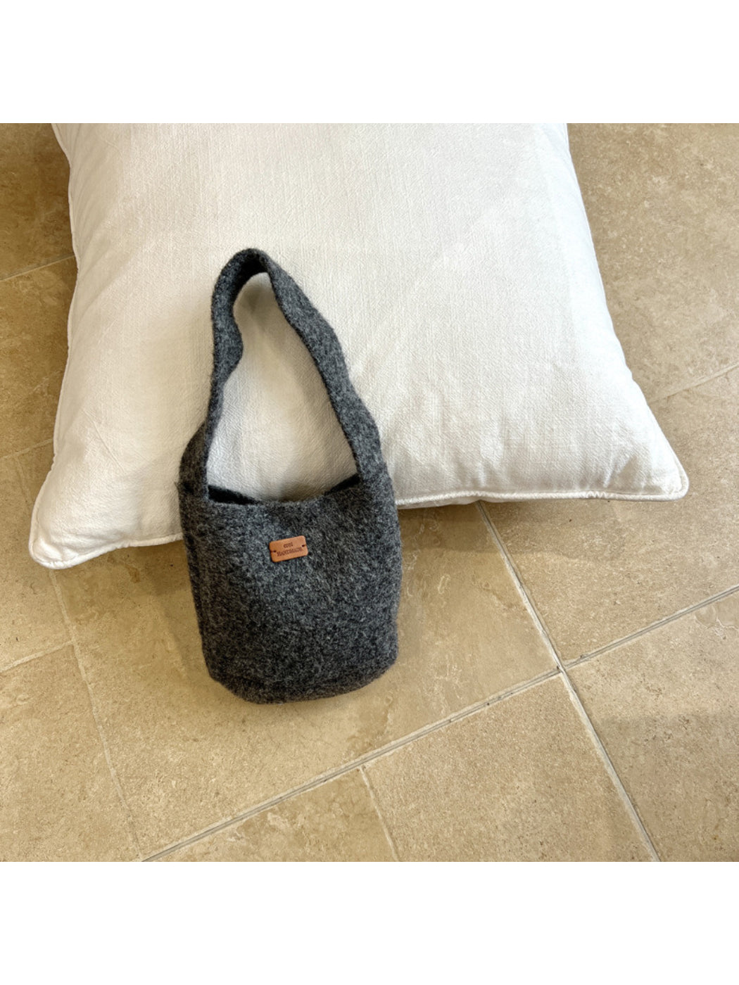 Cosbai - Textured Knit Bucket Handbag