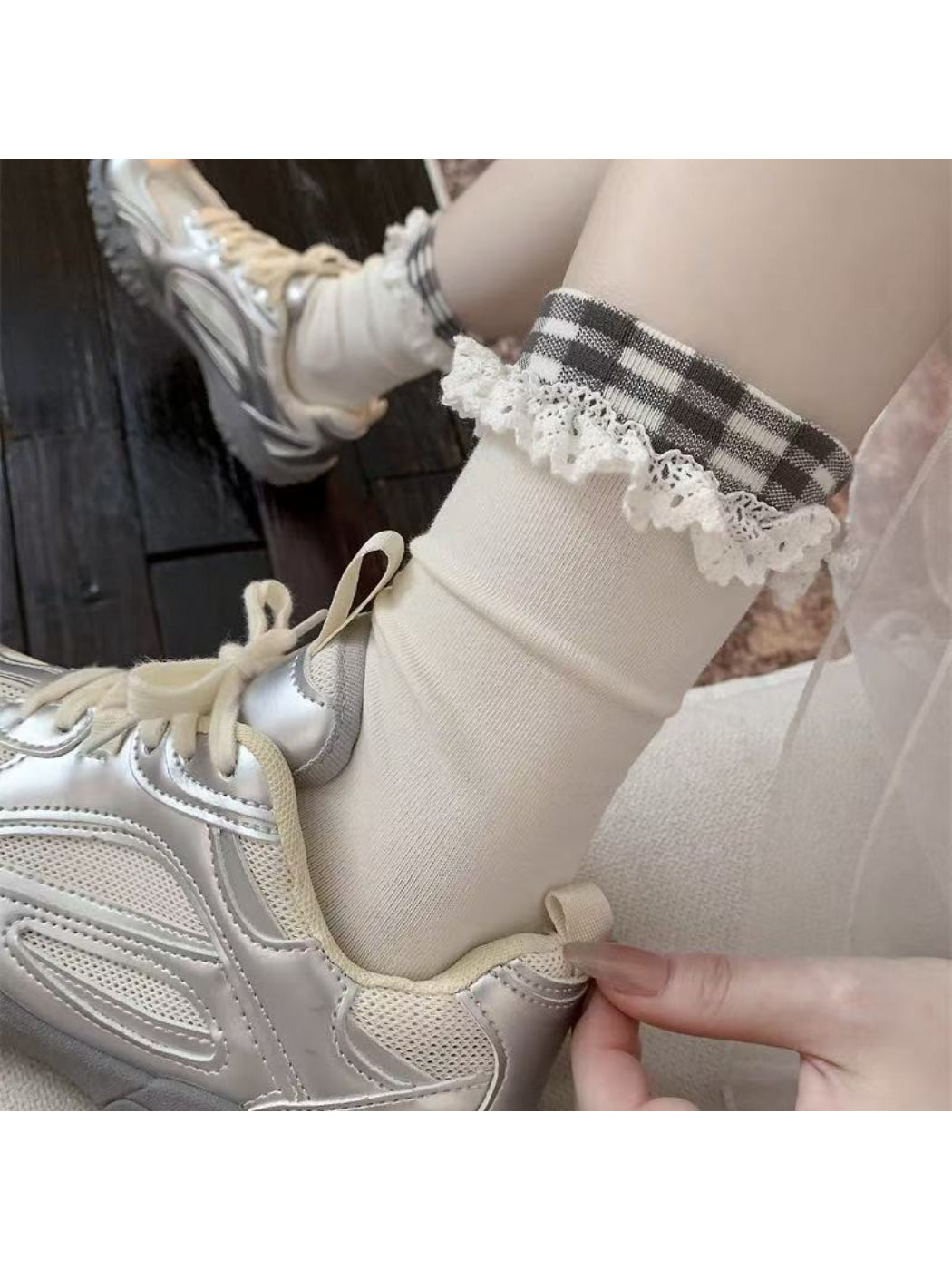 Rufia - Plaid Cuff Lace Trim Crew Socks product image 3