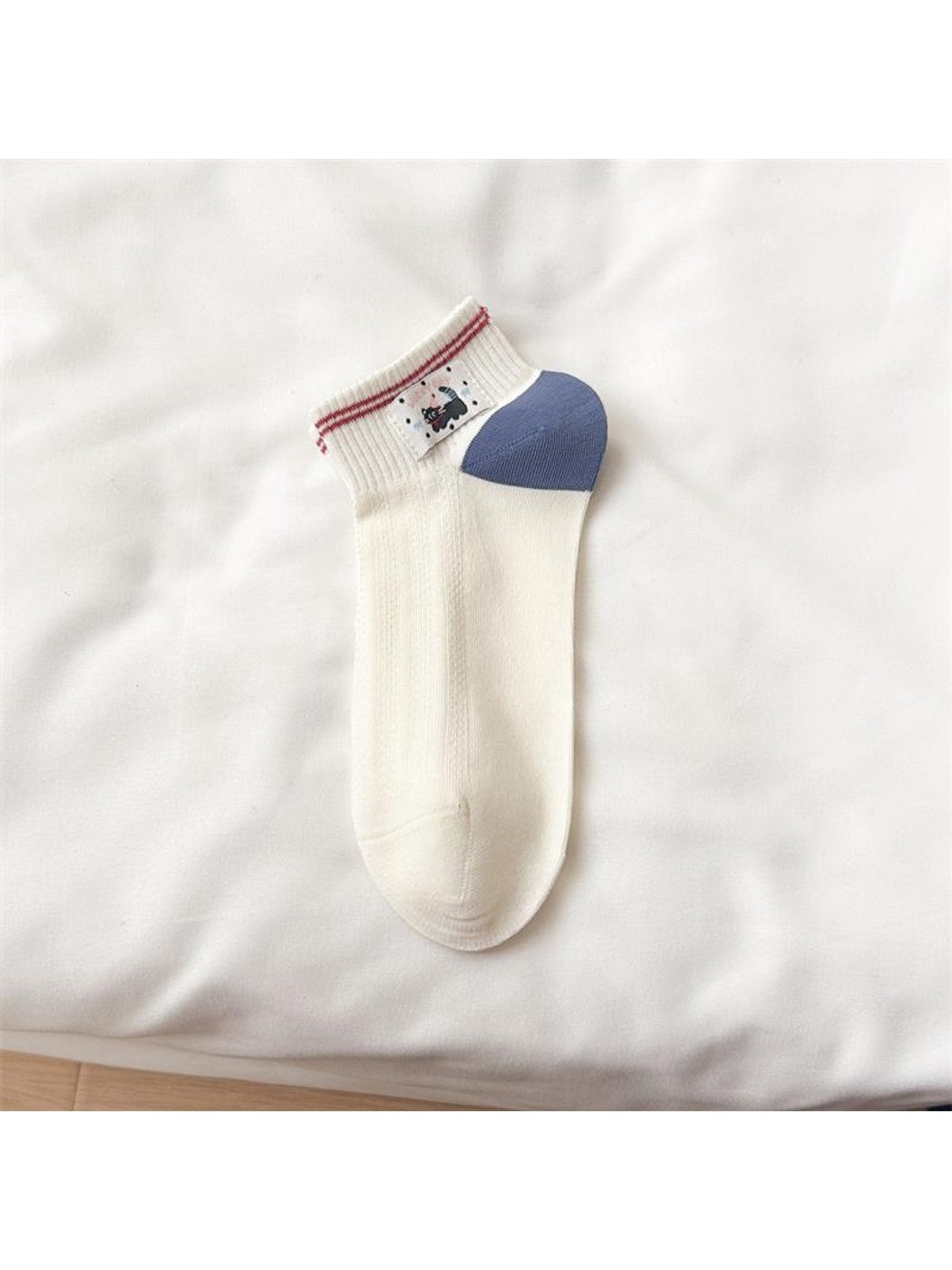 Rufia - Playful Cat and Cherry Ankle Socks