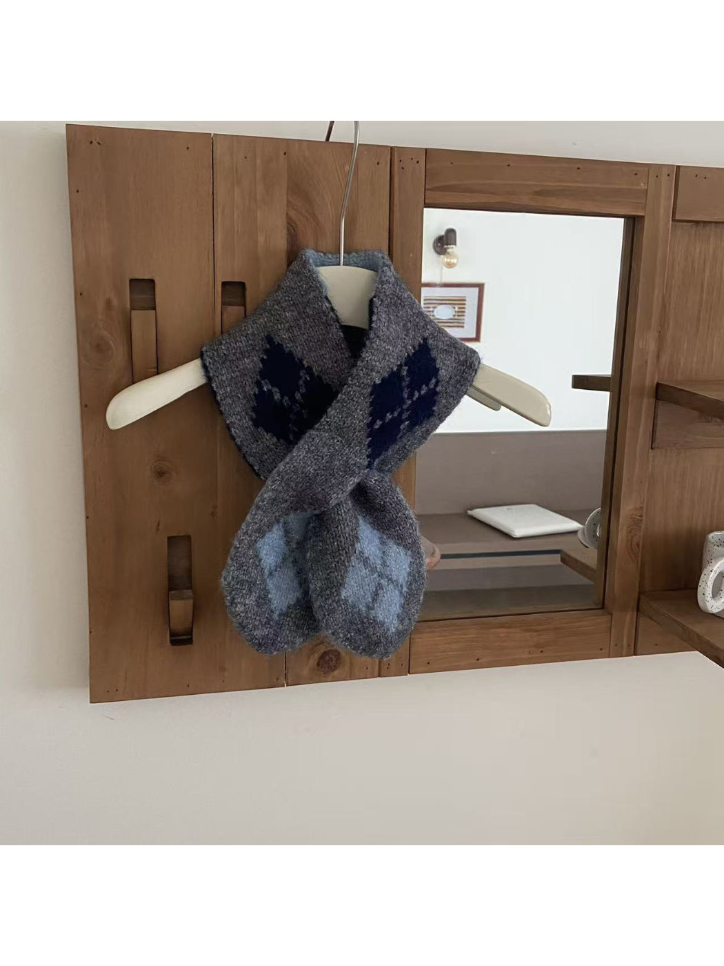 Scarvii - Argyle Rounded End Knit Scarf