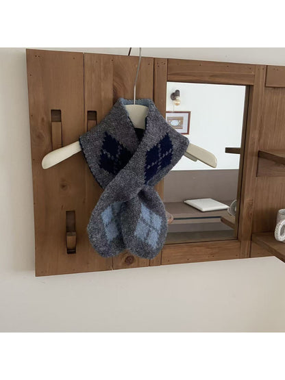 Scarvii - Argyle Rounded End Knit Scarf