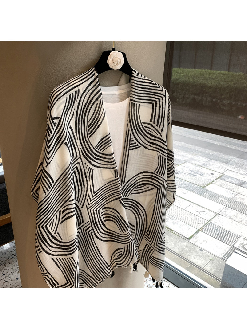 Scarvii - Geometric Pattern Tassel Trim Long Scarf