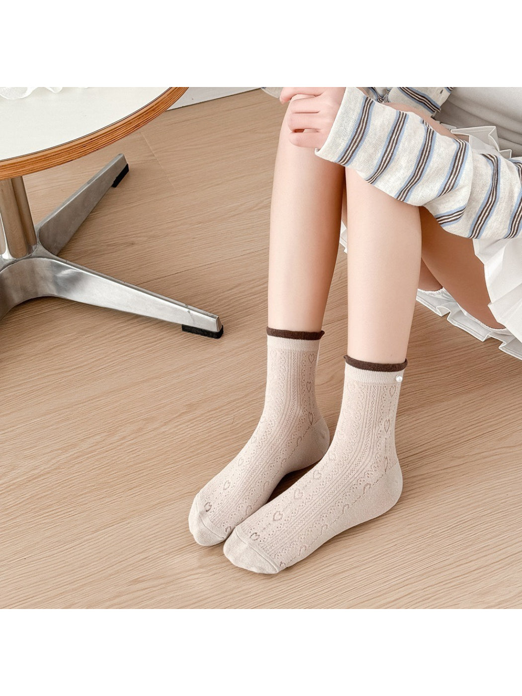 Rufia - Heart Knit Button Detail Crew Socks product image 1